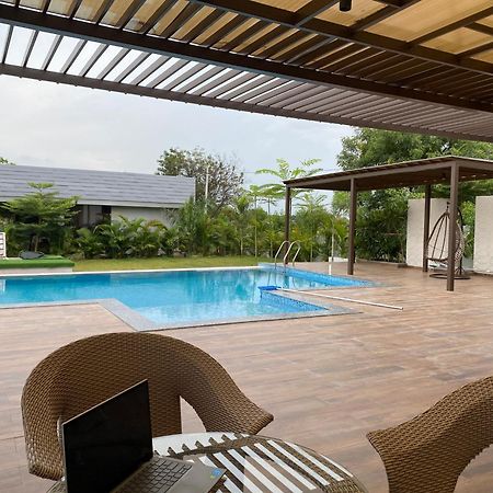 V R Farms Exotic Villa Venkatāpur 外观 照片
