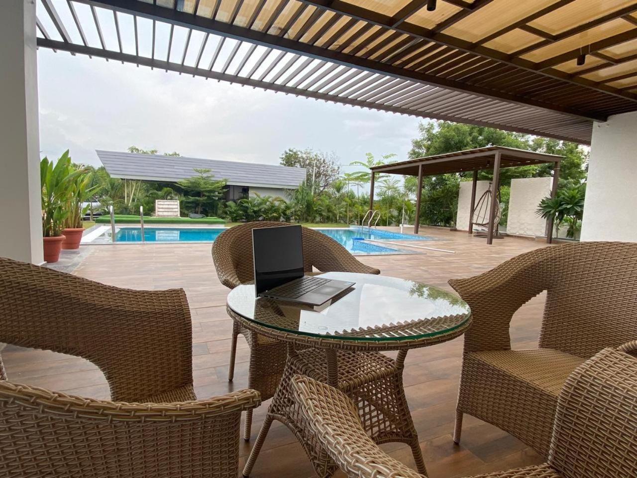 V R Farms Exotic Villa Venkatāpur 外观 照片